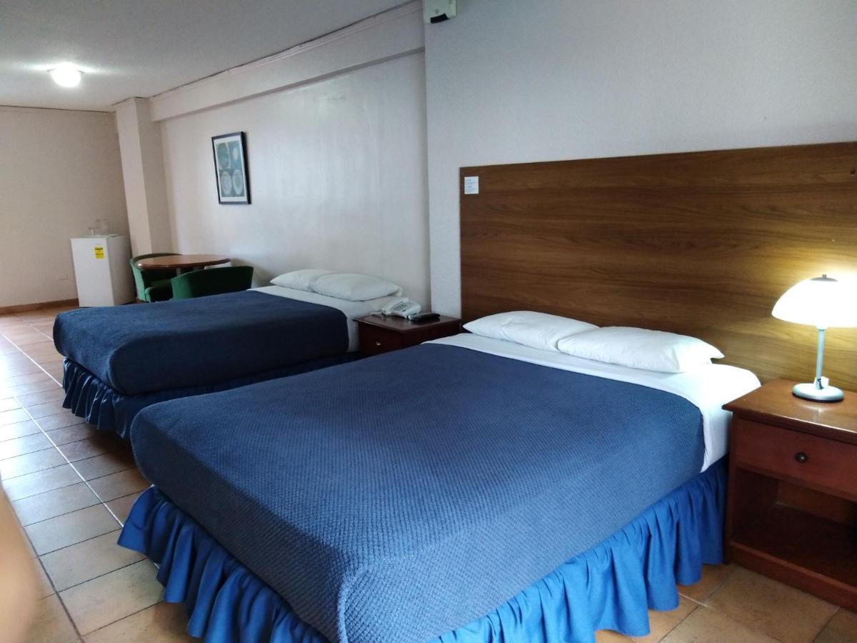Hotel Tower House Suites Kota Panama Bagian luar foto