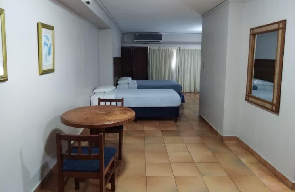 Hotel Tower House Suites Kota Panama Bagian luar foto