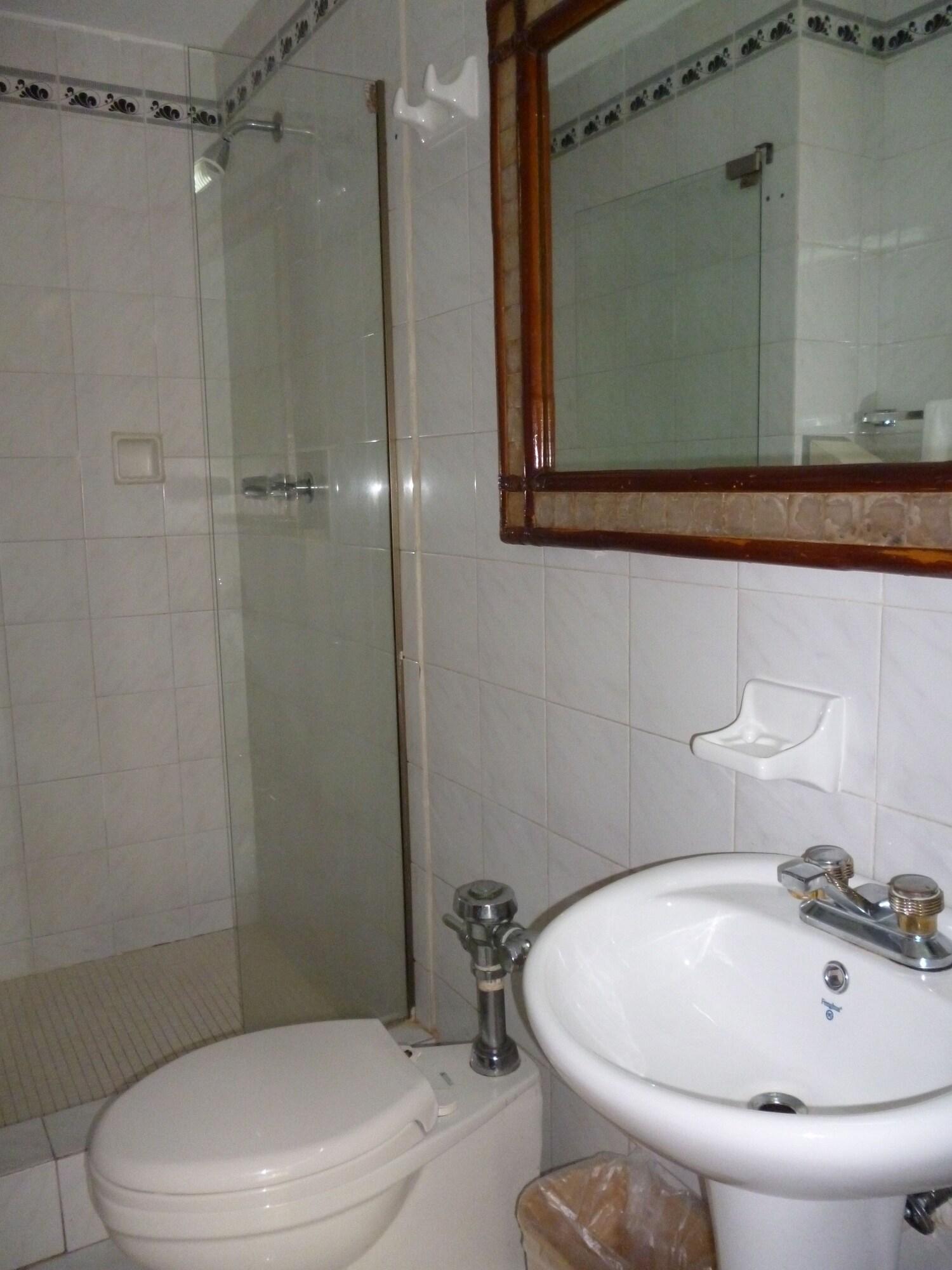 Hotel Tower House Suites Kota Panama Bagian luar foto