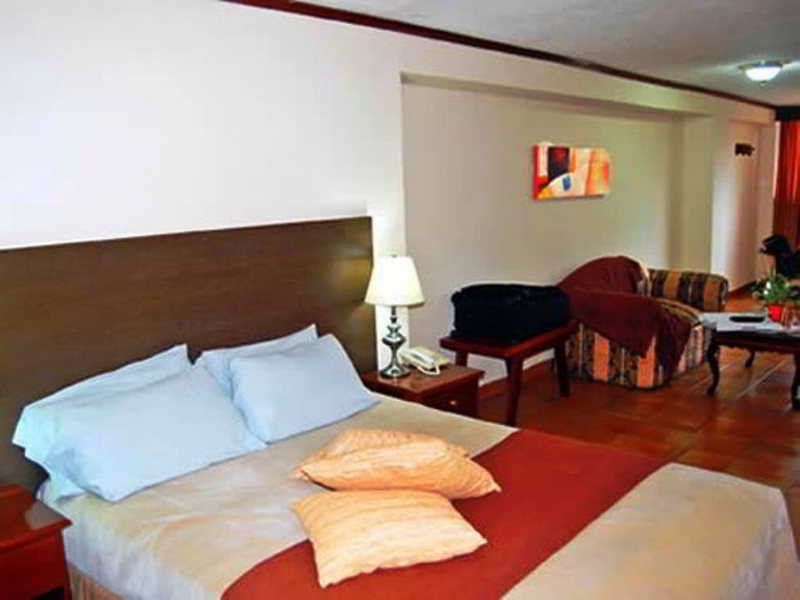 Hotel Tower House Suites Kota Panama Ruang foto