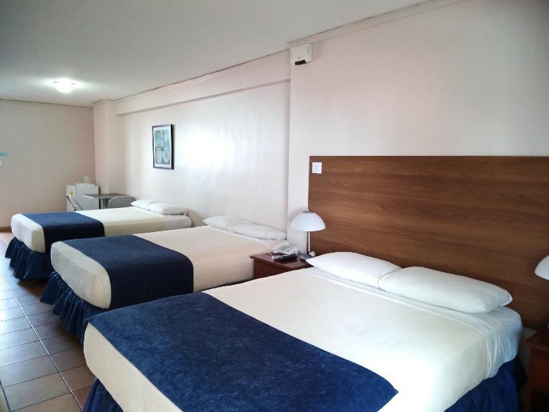 Hotel Tower House Suites Kota Panama Bagian luar foto